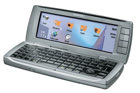 Nokia 9500 Communicator, aufgeklappt