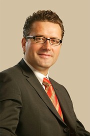 Der neue ist der alte Chef: Eckhard Spoerr