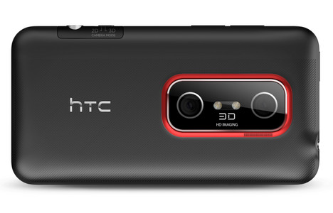 Das HTC Evo 3D hat f�r 3D-Aufnahmen auf der R�ckseite zwei 5-Megapixel-Kameras