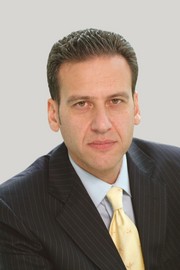 Hamid Akhavan, Chef von T-Mobile International