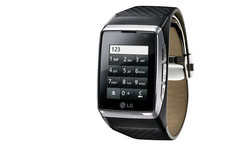 Das LG Watchphone wird am Handgelenk getragen