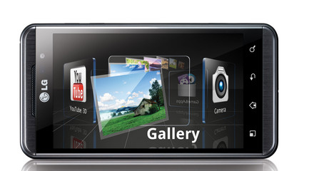 LG Optimus 3D: 3D-Videos lassen sich auch ohne 3D-Brille sehen