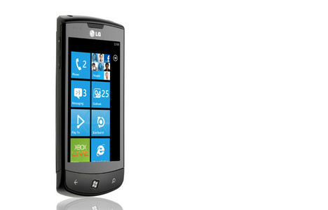 LG stattet das LG Optimus 7 mit zahlreichen Anwendungen aus
