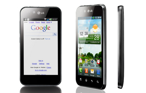 Das LG Optimus Black hat ein sehr helles Nova-Display