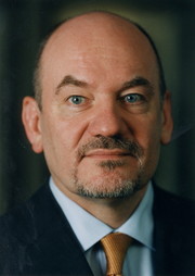 Matthias Kurth, Pr�sident der Bundesnetzagentur, hat 4,4 Mrd. Euro eingenommen
