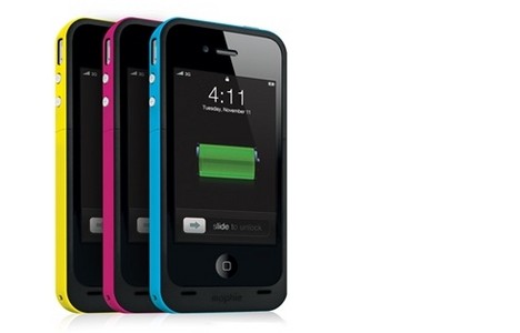 Das Mophie Juice Pack Plus verziert das iPhone mit poppigen Farben