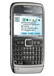 Nokia E71: Mit A-GPS-Empf�nger und Nokia Maps 2.0 ausgeliefert