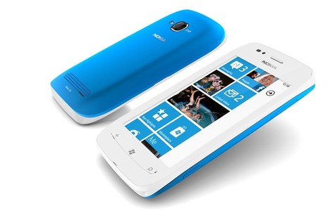 Das Nokia Lumia 710 soll nur 319 Euro kosten