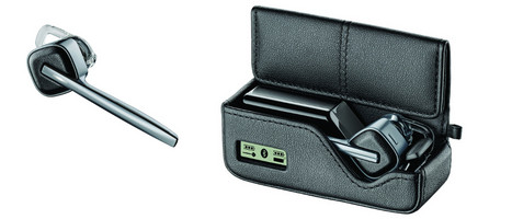 Das Plantronics Discovery 975 mit Ladetasche