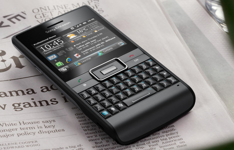 Das Sony Ericsson Aspen erinnert an einen Blackberry oder ein Nokia E72