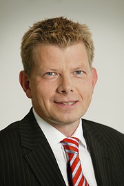 E-Plus-Chef Thorsten Dirks will Werbung schalten